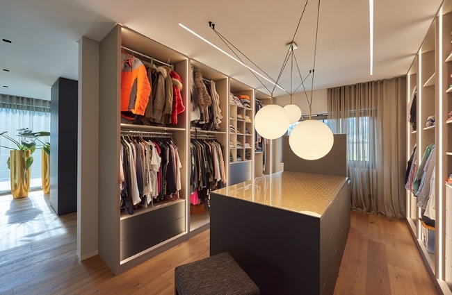 4 Benefits of Using LED Extrusion