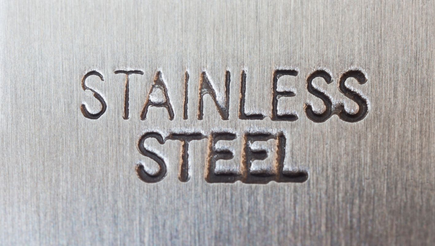 is stainless steel magnetic