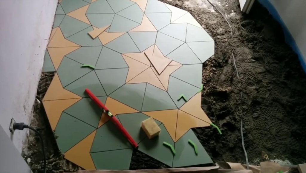 lay penrose tiling