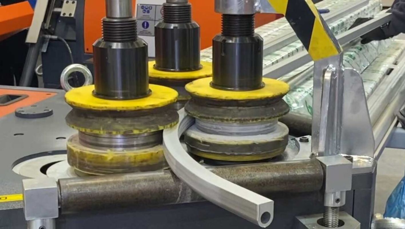 bending aluminum extrusion