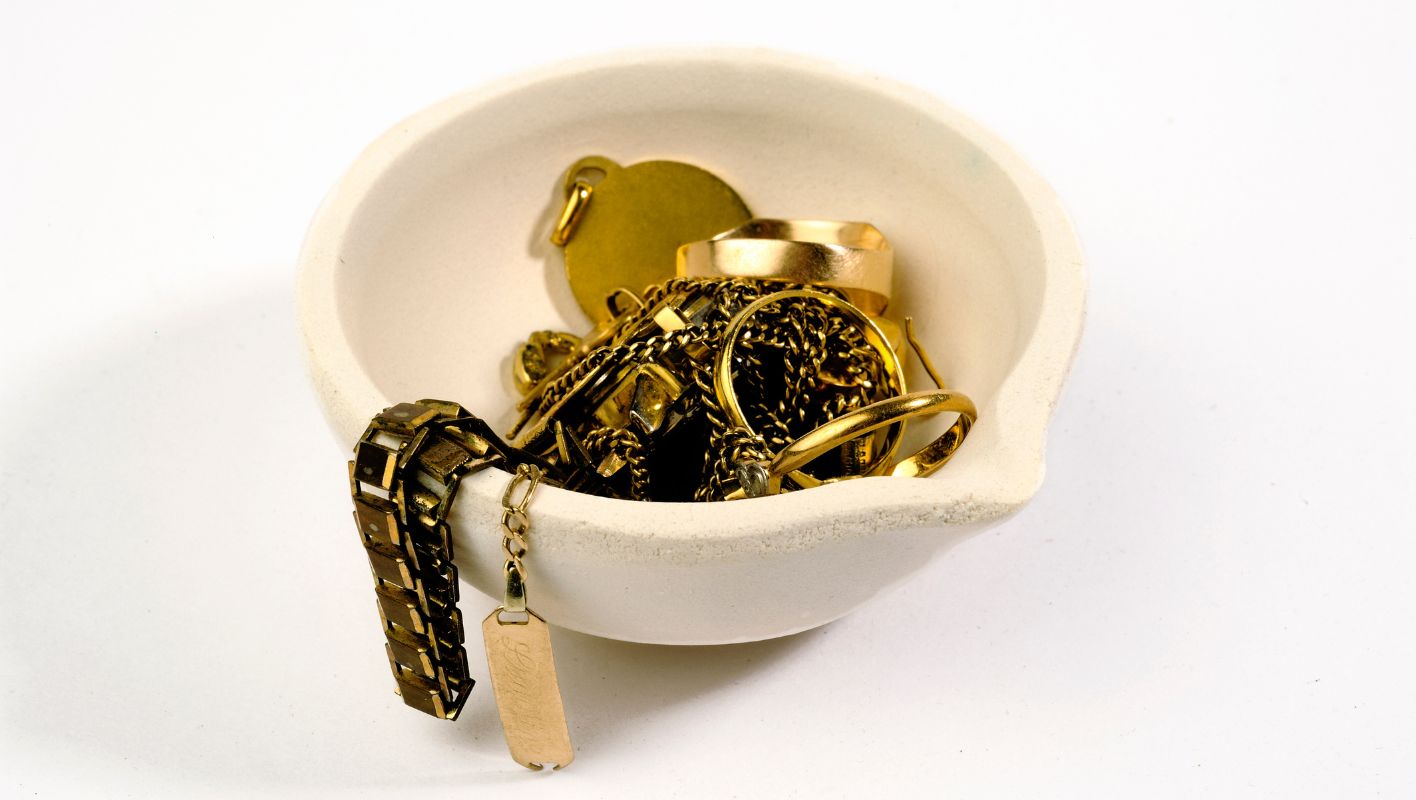 gold jewelry